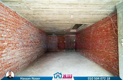 محل تجاري - استوديو - 1 حمام للايجار في سموحة - حي شرق - الاسكندرية