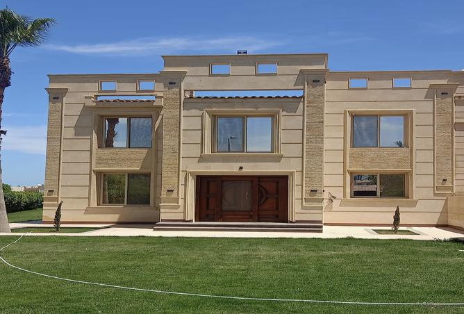 8020663 - Property Image 2