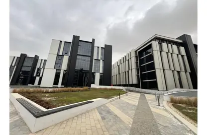 بناية كاملة - استوديو - 6 حمامات للبيع في هايد بارك - مدينة القاهرة الجديدة - القاهرة