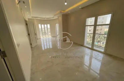 Apartment - 2 Bedrooms - 2 Bathrooms for rent in Garden Residence - Hyde Park - New Cairo City - Cairo