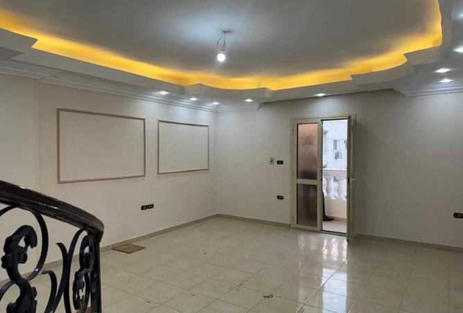 8091334 - Property Image 2