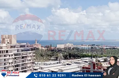 شقة - 4 غرف نوم - 2 حمامات للبيع في كوبري المنتزة - قصر المنتزة - حي ثان المنتزة - الاسكندرية