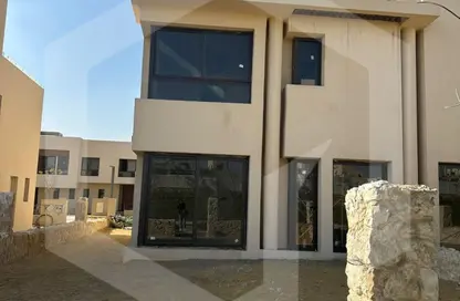 Townhouse - 3 Bedrooms - 4 Bathrooms for sale in O West - 6 October Compounds - 6 October City - Giza