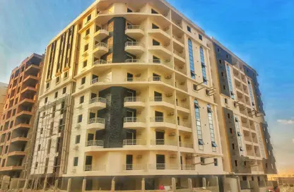 Apartment - 2 Bedrooms - 1 Bathroom for sale in Souk Zahraa Al Maadi St. - Zahraa El Maadi - Hay El Maadi - Cairo