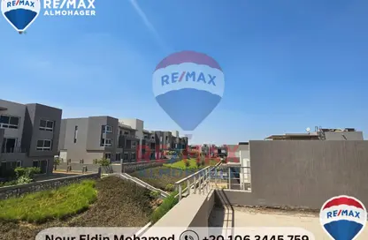 Townhouse - 3 Bedrooms - 2 Bathrooms for sale in Allegria - Sheikh Zayed Compounds - Sheikh Zayed City - Giza