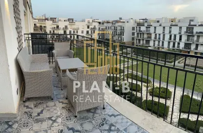 (بنتهاوس  (روف - 4 غرف نوم - 4 حمامات للبيع في 6 ويست - بيفرلي هيلز - كمبوندات الشيخ زايد - الشيخ زايد - الجيزة