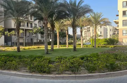 Apartment - 3 Bedrooms - 2 Bathrooms for sale in Eastown - 5th Settlement Compounds - The 5th Settlement - New Cairo City - Cairo