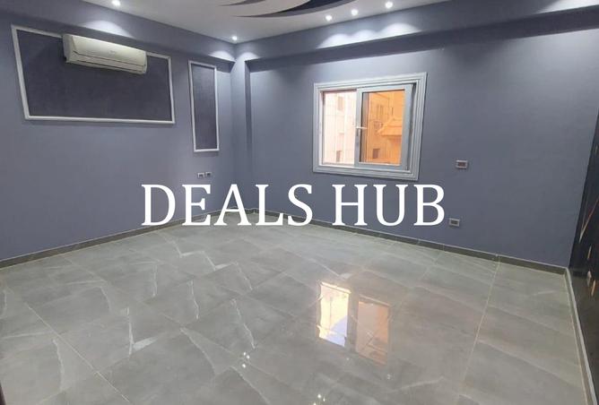 8251101 - Property Image 3