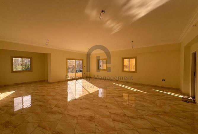 8044797 - Property Image 2