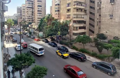 شقة - 3 غرف نوم - 3 حمامات للبيع في شارع المعسكر الرومانى - رشدي - حي شرق - الاسكندرية