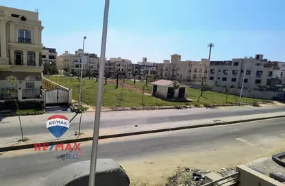 Apartment - 4 Bedrooms - 3 Bathrooms for sale in El Koronfel - The 5th Settlement - New Cairo City - Cairo