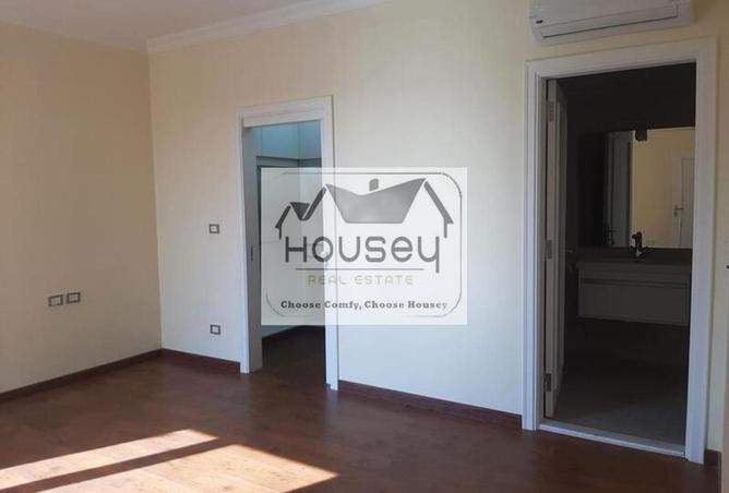 8260279 - Property Image 2