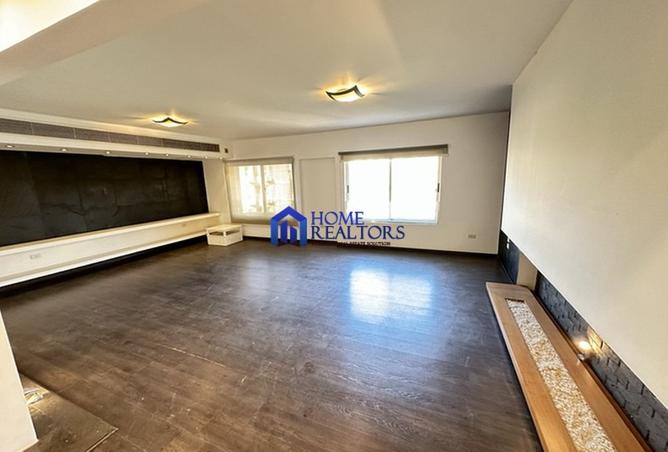 8432628 - Property Image 2