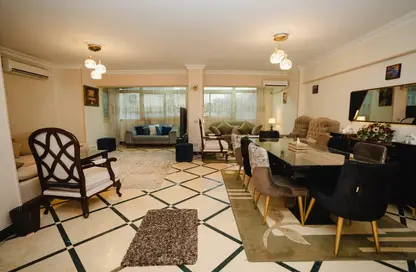 شقة - 3 غرف نوم - 3 حمامات للايجار في شارع لبنان - المهندسين - الجيزة