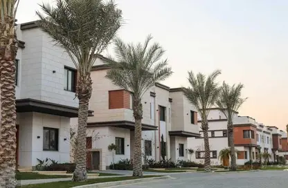 Villa - 4 Bedrooms - 4 Bathrooms for sale in Azzar - 5th Settlement Compounds - The 5th Settlement - New Cairo City - Cairo