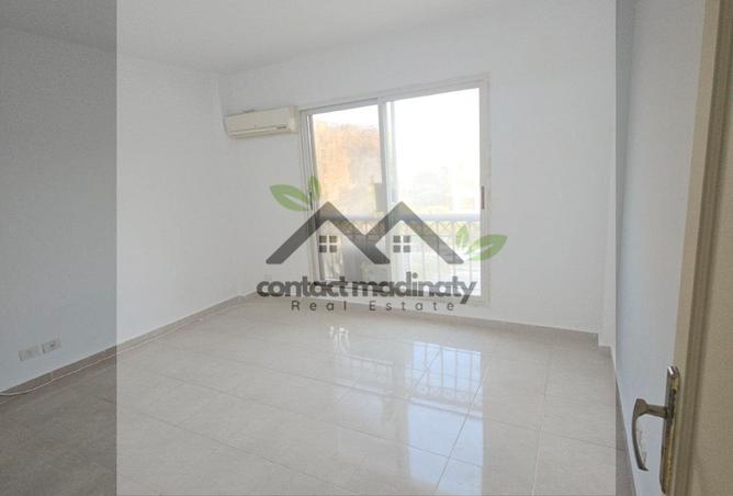 8074061 - Property Image 3