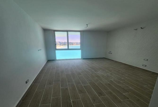 8104369 - Property Image 2