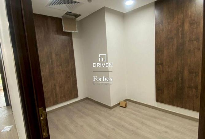 8343708 - Property Image 3