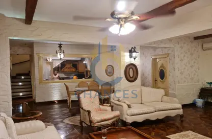Apartment - 3 Bedrooms - 4 Bathrooms for sale in Area E - Ganoob El Acadimia - New Cairo City - Cairo
