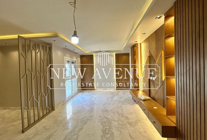 8416010 - Property Image 2