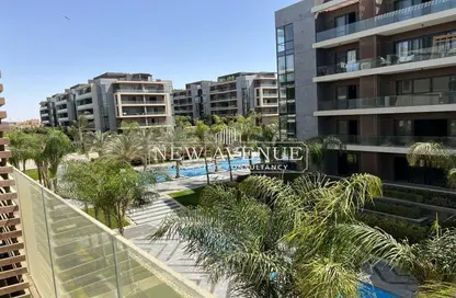 Apartment - 2 Bedrooms - 2 Bathrooms for sale in El Patio Oro - 5th Settlement Compounds - The 5th Settlement - New Cairo City - Cairo