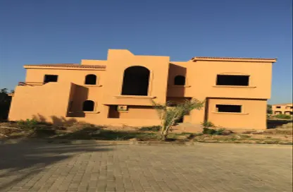 فيلا - 4 غرف نوم - 4 حمامات للبيع في وادي النخيل - طريق مصر اسكندرية الصحراوي - مدينة 6 أكتوبر - الجيزة