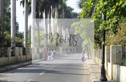 Apartment - 7 Bedrooms - 4 Bathrooms for sale in Mohamed Mazhar St. - Zamalek - Cairo