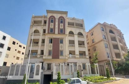 Apartment - 3 Bedrooms - 3 Bathrooms for sale in South Lotus - El Lotus - New Cairo City - Cairo