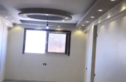 Apartment - 3 Bedrooms - 2 Bathrooms for rent in Gesr Al Suez St. - El Nozha El Gadida - El Nozha - Cairo
