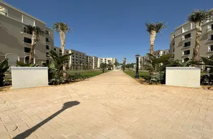 (بنتهاوس  (روف - 4 غرف نوم - 3 حمامات للبيع في فيلدج ويست - كمبوندات الشيخ زايد - الشيخ زايد - الجيزة