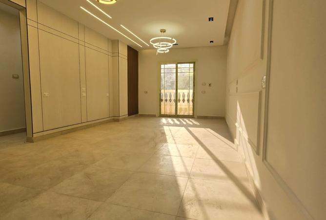 8255893 - Property Image 2