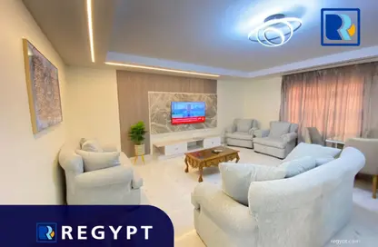 شقة - 3 غرف نوم - 2 حمامات للبيع في ميدان دجله - دجلة - حي المعادي - القاهرة