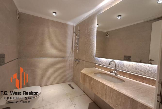 8100892 - Property Image 3
