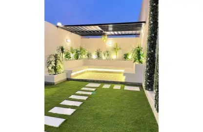 Villa - 3 Bedrooms - 2 Bathrooms for sale in Sarai - Mostakbal City Compounds - Mostakbal City - Future City - Cairo