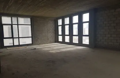 Whole Building - Studio - 5 Bathrooms for sale in District 5 - 5th Settlement Compounds - The 5th Settlement - New Cairo City - Cairo