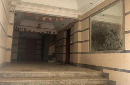 شقة - 3 غرف نوم - 3 حمامات للبيع في المجاورة الثانية - المنطقة الخامسة - مدينة الشروق - القاهرة