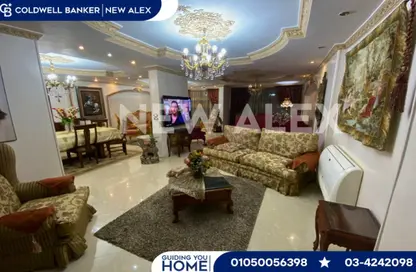 شقة - 4 غرف نوم - 2 حمامات للايجار في شارع خليل حماده - ميامي - حي اول المنتزة - الاسكندرية