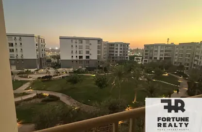 Apartment - 3 Bedrooms - 3 Bathrooms for sale in Hyde Park Business District Mall - South Teseen St. - The 5th Settlement - New Cairo City - Cairo