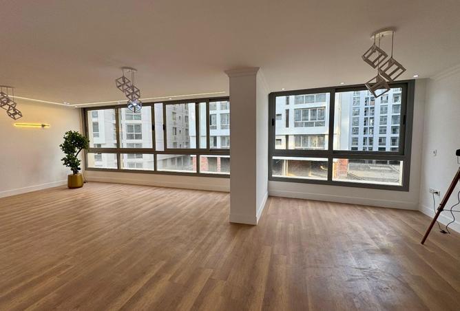 8001544 - Property Main Image