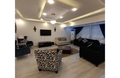 Apartment - 4 Bedrooms - 2 Bathrooms for rent in Lozaka St. - 6th Zone - Nasr City - Cairo