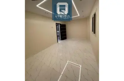 Apartment - 3 Bedrooms - 1 Bathroom for sale in Al Hadaba Al Wosta - Mokattam - Cairo
