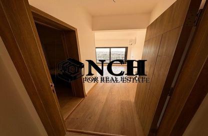 شقة - 3 غرف نوم - 3 حمامات للايجار في مون ريزيدنس - فيفث سكوير - التجمع الخامس - مدينة القاهرة الجديدة - القاهرة