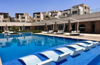 Villa - 4 Bedrooms - 4 Bathrooms for sale in New Giza - Cairo Alexandria Desert Road - 6 October City - Giza