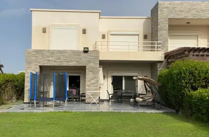 أي فيلا - 5 غرف نوم - 4 حمامات للبيع في أمواج - سيدي عبد الرحمن - الساحل الشمالي