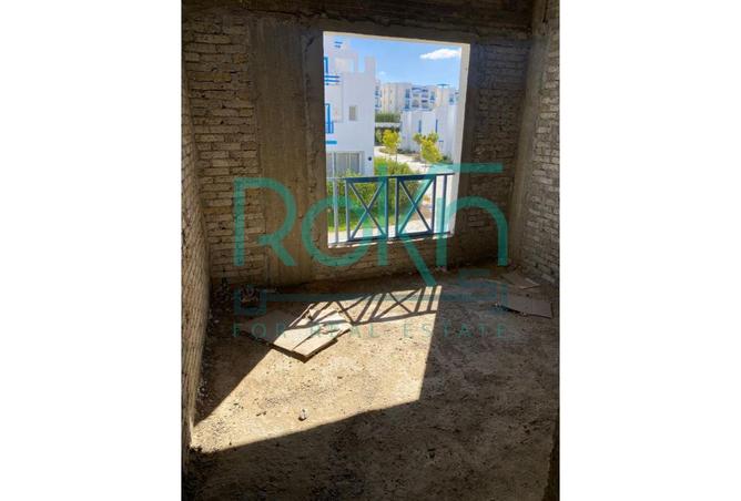 8210804 - Property Image 3