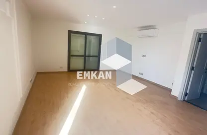 شقة - 1 حمام للايجار في ذا كورت ياردز - كمبوندات الشيخ زايد - الشيخ زايد - الجيزة