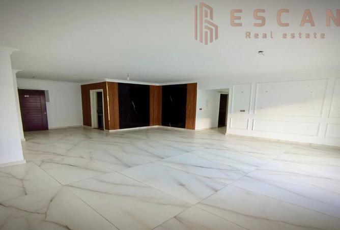 8428935 - Property Image 2