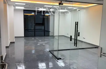 Office Space - Studio - 2 Bathrooms for rent in Hyde Park Business District Mall - South Teseen St. - The 5th Settlement - New Cairo City - Cairo