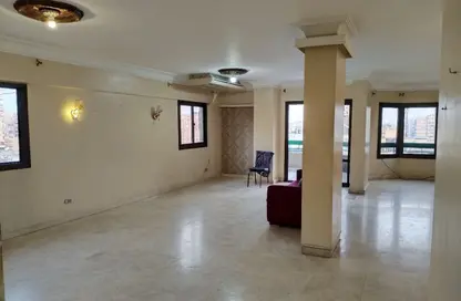 شقة - 3 غرف نوم - 2 حمامات للايجار في شارع عبد الحميد لطفي - المنطقة الثامنة - مدينة نصر - القاهرة