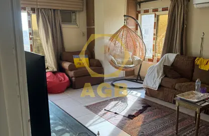 Apartment - 3 Bedrooms - 2 Bathrooms for sale in Street 269 - New Maadi - Hay El Maadi - Cairo
